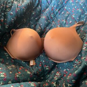 SKIMS Nipple Push-up bra 38C